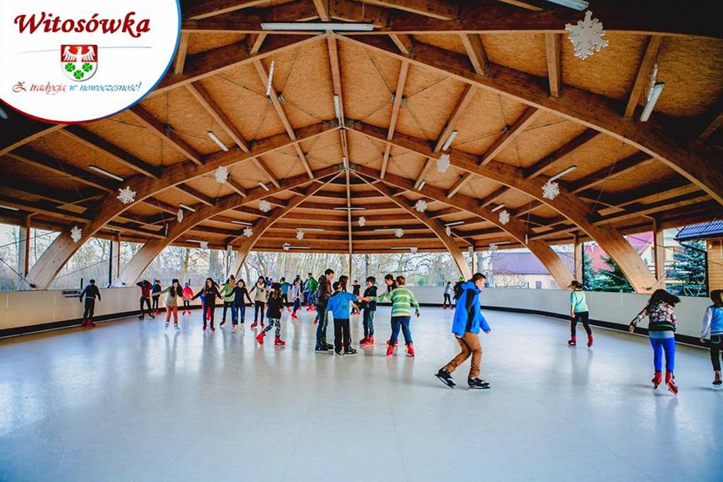 Pokoje Goscinne W Centrum Kultury Wsi Polskiej Wierzchoslawice Kültér fotó